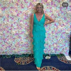 Pretty lavish green wedding guest dress with ruffles (no slit). Size small uk8